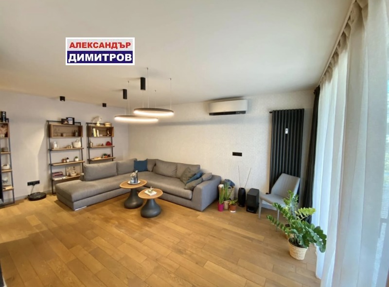 Na prodej  2 ložnice Ruse , Centar , 110 m2 | 38447537 - obraz [2]