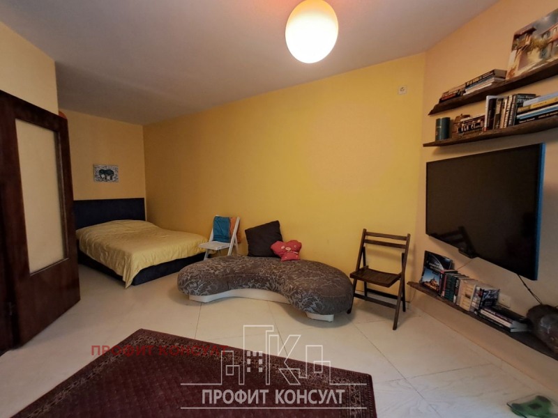 Продава АТЕЛИЕ, ТАВАН, гр. Велико Търново, Картала, снимка 4 - Апартаменти - 52628895