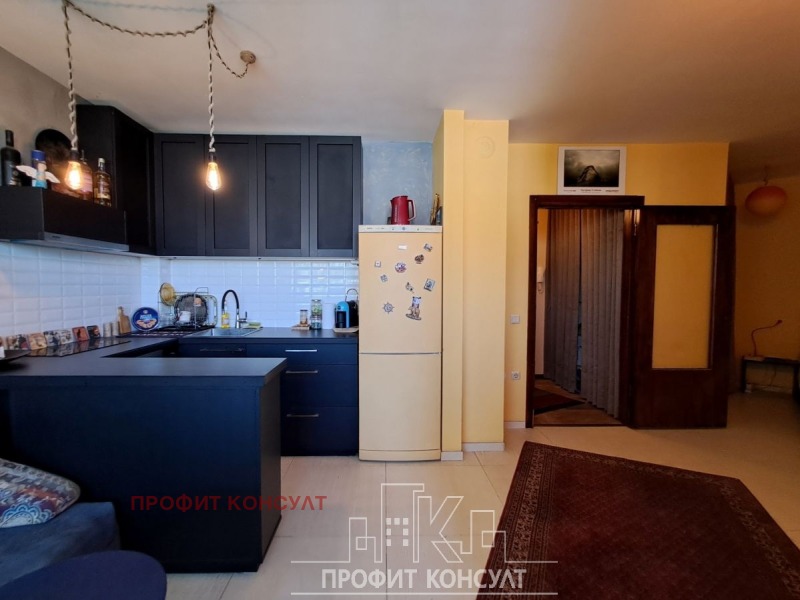 Продава АТЕЛИЕ, ТАВАН, гр. Велико Търново, Картала, снимка 2 - Апартаменти - 52628895