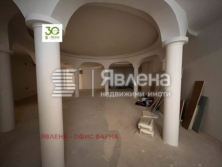Na prodej  Bar; Kavárna Varna , Centar , 160 m2 | 22925201