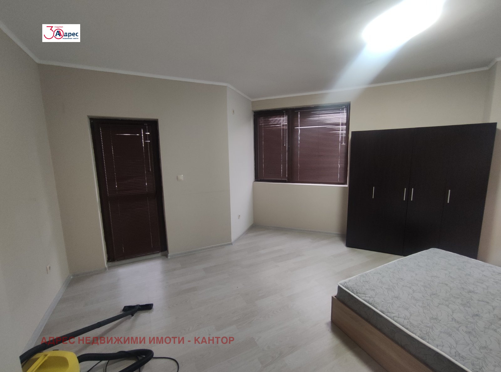 Продава 2-СТАЕН, гр. Пазарджик, Идеален център, снимка 2 - Апартаменти - 52478546
