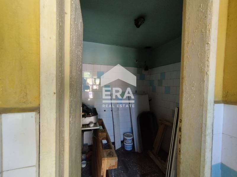 Продава ЕТАЖ ОТ КЪЩА, гр. Хасково, Македонски, снимка 14 - Етаж от къща - 55144995