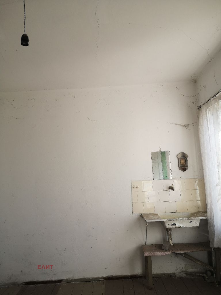 Продава  Къща област Стара Загора , гр. Мъглиж , 186 кв.м | 46764520 - изображение [6]