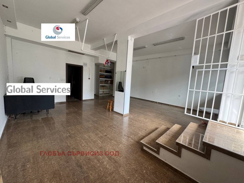 En venta  Bar; Cafetería Sofia , Bakston , 67 metros cuadrados | 84556500 - imagen [2]