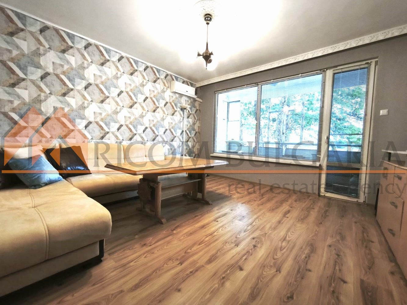 Продава 3-СТАЕН, гр. Варна, Автогара