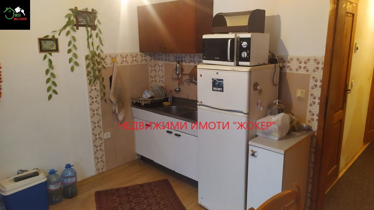 Продава 4-СТАЕН, гр. Велико Търново, Бузлуджа, снимка 4 - Апартаменти - 55189303