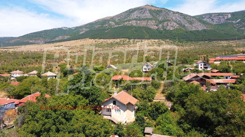 Продава КЪЩА в област Кюстендил, с. Таваличево - 201 кв.м / 119 995 € » 234 689.82 лв., БЪЛГЕРИАН ПРОПЕРТИС