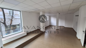 Продава офис град Пловдив Център - [1] 