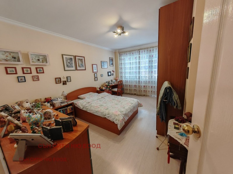 Продава  Многостаен град София , Стрелбище , 170 кв.м | 28049548 - изображение [9]