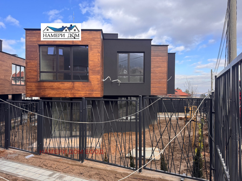 Продава КЪЩА, гр. София, м-т Камбаните, снимка 2 - Къщи - 53448791