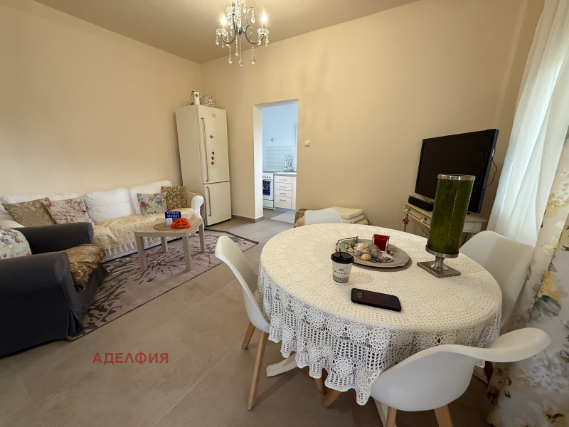 Продава КЪЩА, Извън страната, област Извън страната