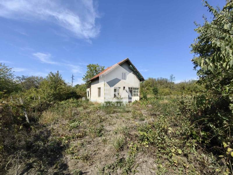 Na prodej  Spiknutí Ruse , Družba 3 , 1821 m2 | 97419480 - obraz [6]