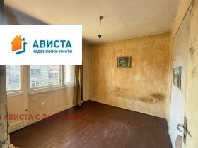 Етаж от къща град София, Горубляне