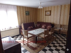 КЪЩА, 180 m2