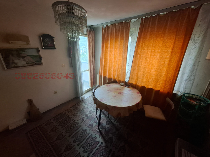 Продава МНОГОСТАЕН, гр. Велико Търново, Света гора, снимка 10 - Апартаменти - 52783937