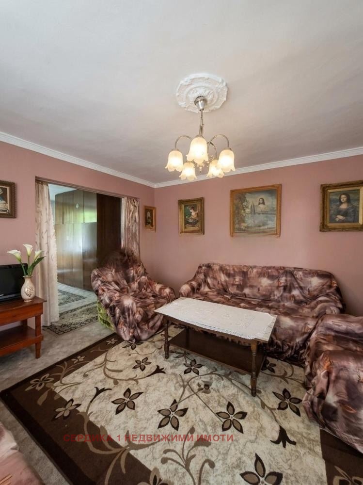 Продава КЪЩА, гр. Бобов дол, област Кюстендил, снимка 4 - Къщи - 54698694