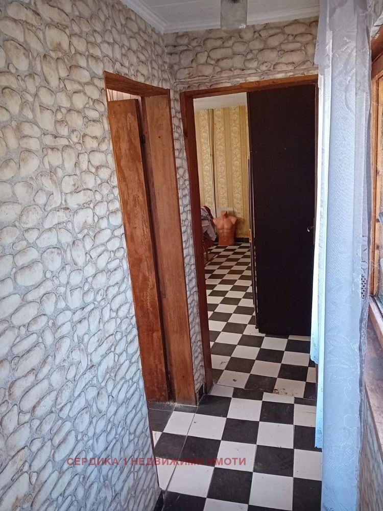 Продава КЪЩА, гр. Бобов дол, област Кюстендил, снимка 8 - Къщи - 54698694