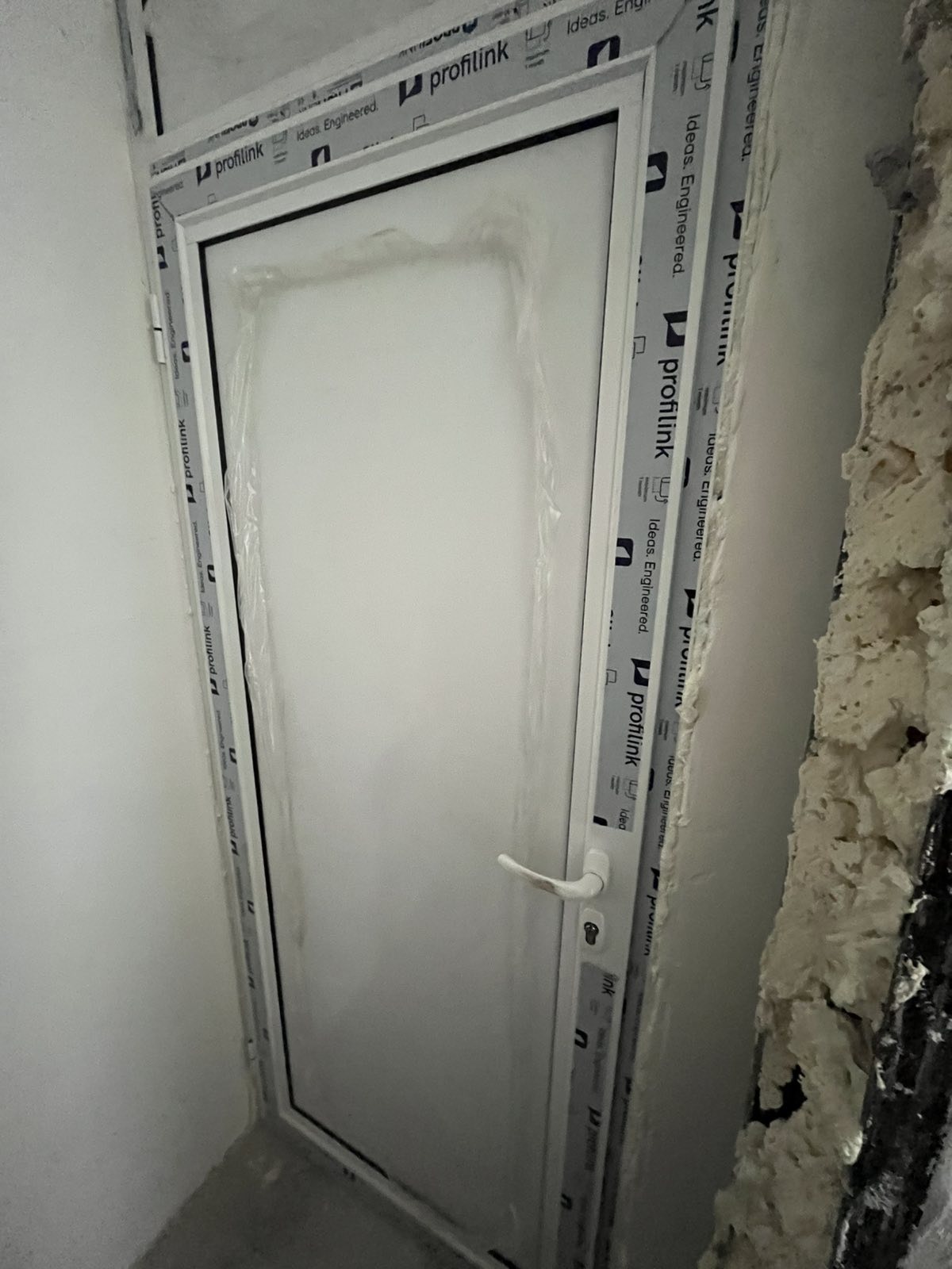 Продава 1-СТАЕН, гр. Казанлък, област Стара Загора, снимка 9 - Апартаменти - 53621505