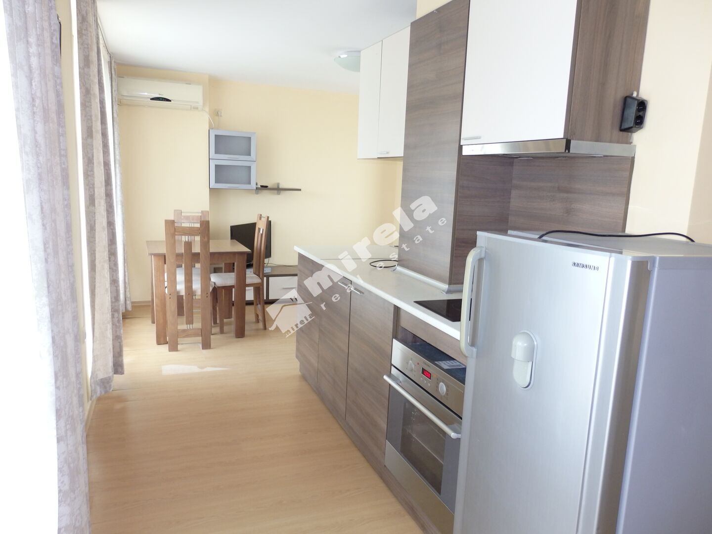 Продава 2-СТАЕН, гр. Приморско, област Бургас, снимка 2 - Апартаменти - 53674872