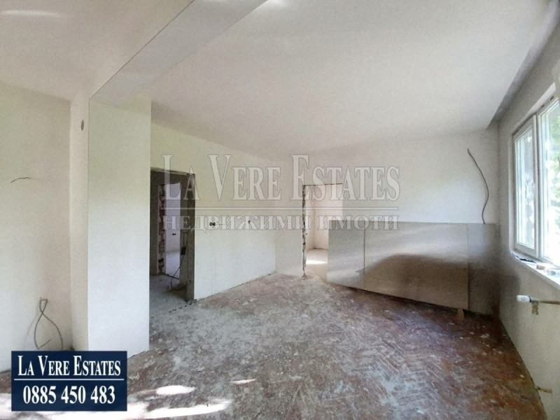 Продава  4-стаен град Русе , Възраждане , 100 кв.м | 13068769 - изображение [11]
