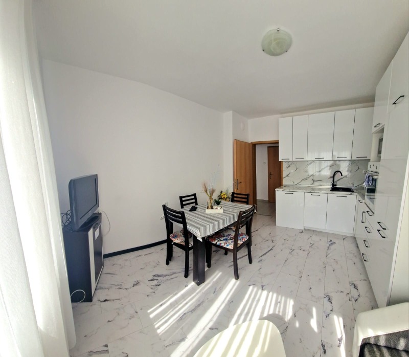 Продава 3-СТАЕН, гр. Поморие, област Бургас, снимка 3 - Апартаменти - 52613383