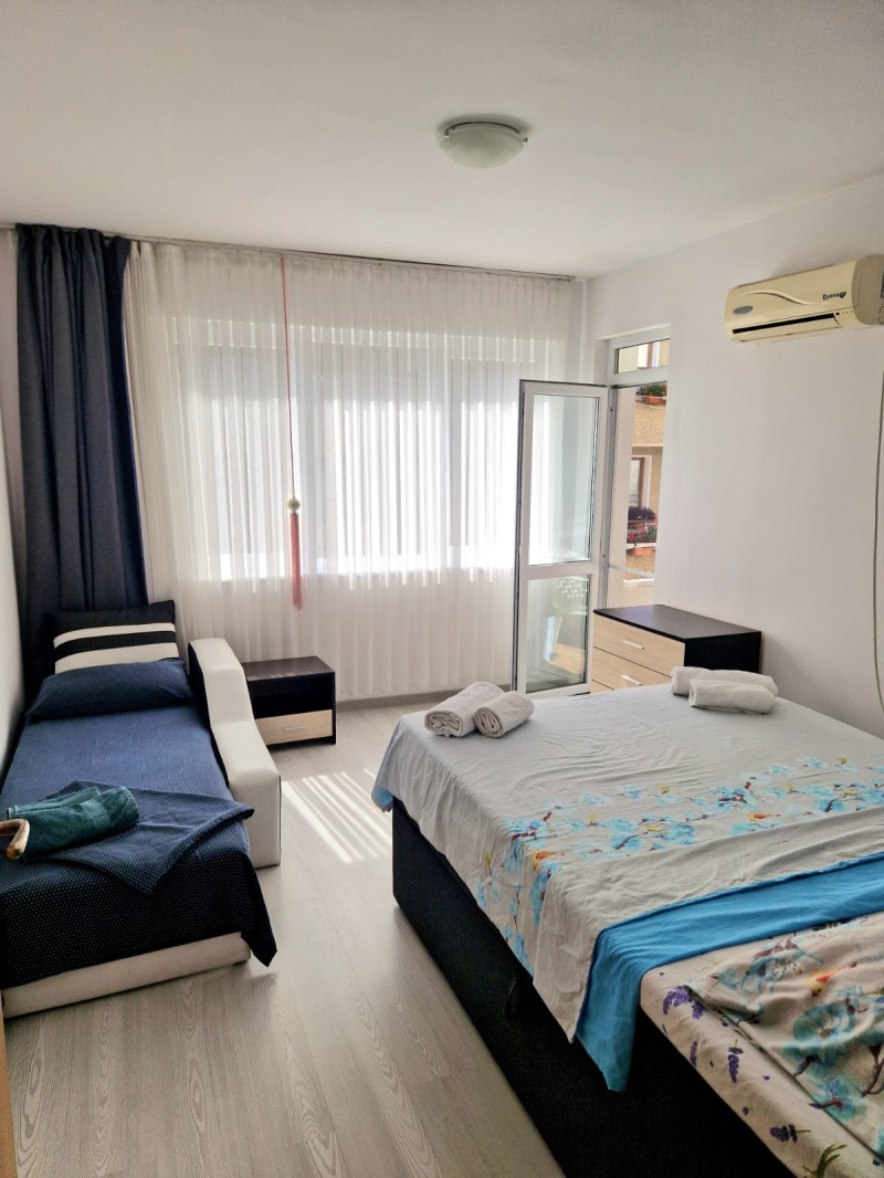 Продава 3-СТАЕН, гр. Поморие, област Бургас, снимка 2 - Апартаменти - 52613383