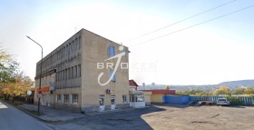 Продажба на промишлени помещения в град Кърджали - изображение 1 