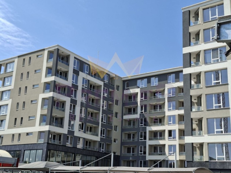 Продава  2-стаен, град Бургас, Изгрев •  127 000 € • ID 77337852 — holmes.bg - [1] 