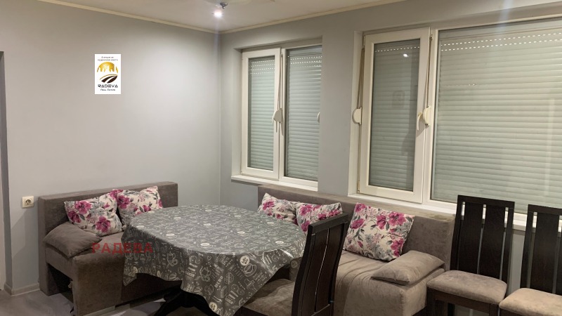 Продаја  2 спаваће собе Русе , Широк центар , 71 м2 | 85905436 - слика [3]