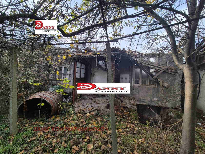 Продава КЪЩА, гр. Лясковец, област Велико Търново, снимка 5 - Къщи - 47304399