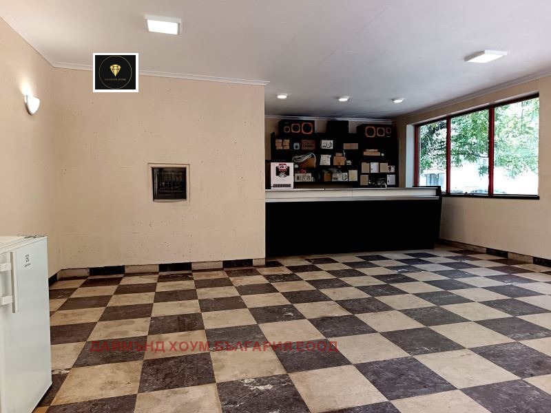 Продава МАГАЗИН, гр. Пловдив, Коматево, снимка 2 - Магазини - 52637964