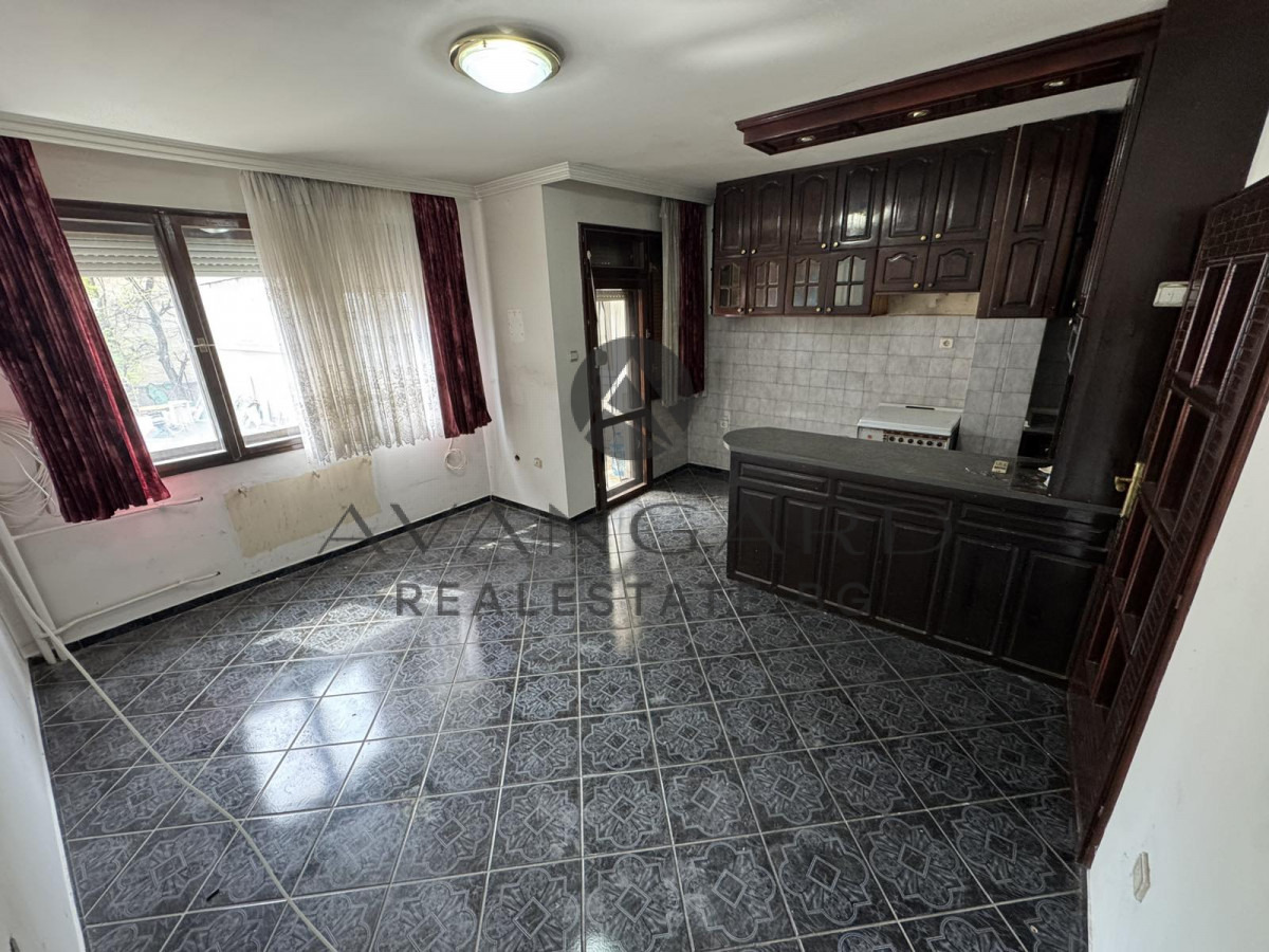 Продава 3-СТАЕН, гр. Пловдив, Център, снимка 2 - Апартаменти - 52213923