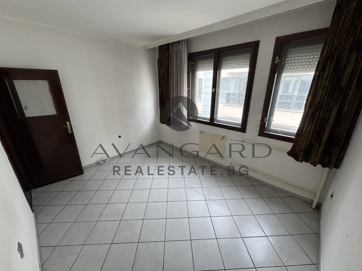 Продава 3-СТАЕН, гр. Пловдив, Център, снимка 5 - Апартаменти - 52213923