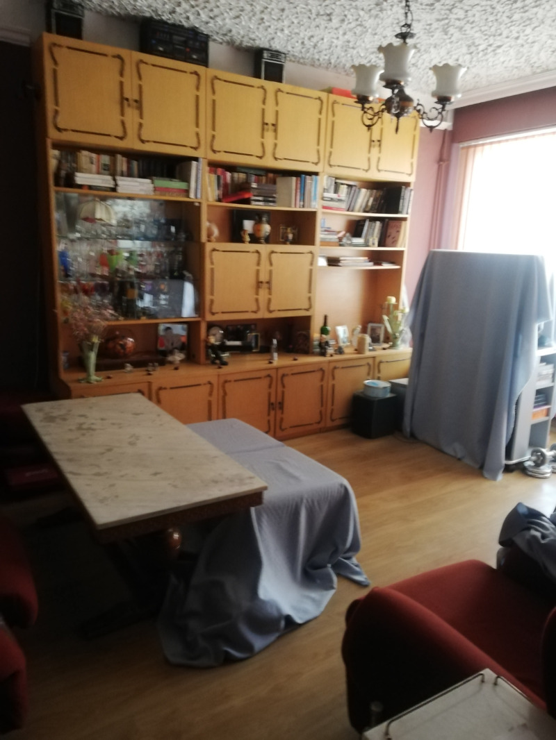 À venda  1 quarto Pernik , Centar , 68 m² | 37521866 - imagem [14]