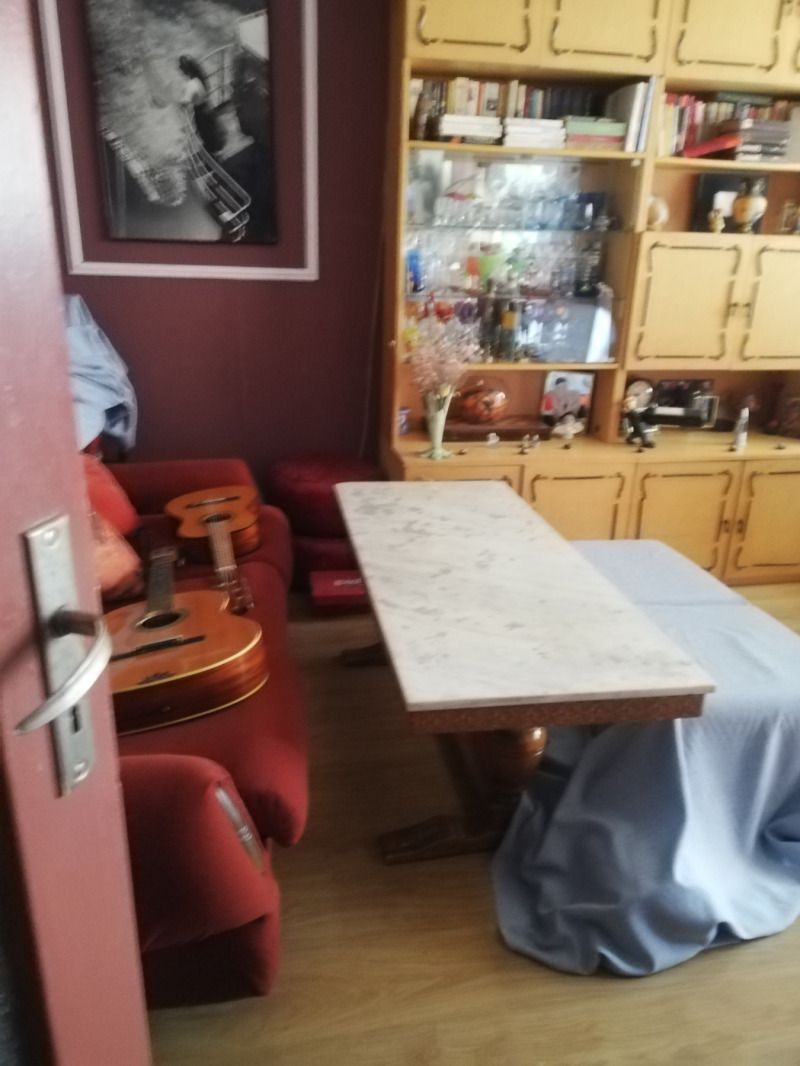 À venda  1 quarto Pernik , Centar , 68 m² | 37521866 - imagem [15]