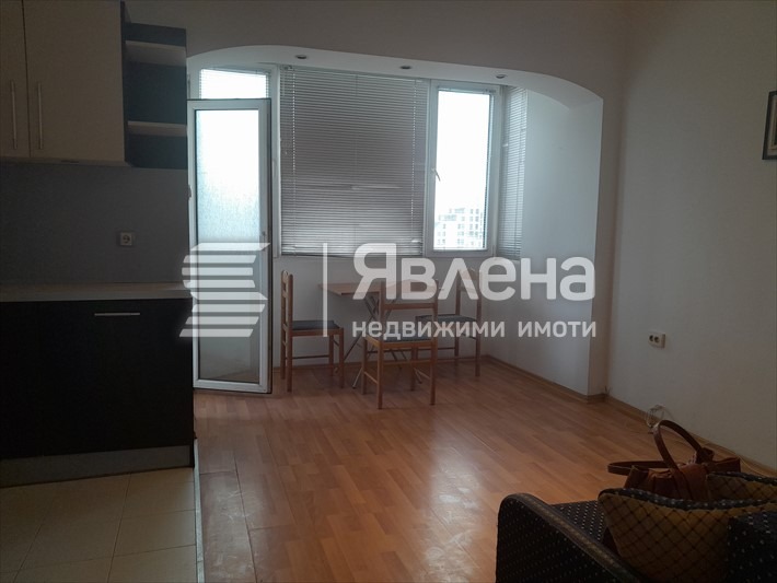 Продава 2-СТАЕН, гр. Пловдив, Младежки Хълм