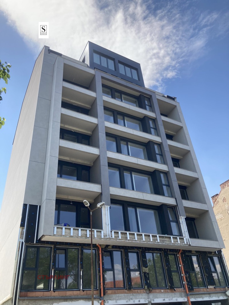 Продаја  2 спаваће собе Софија , Центар , 133 м2 | 53750855