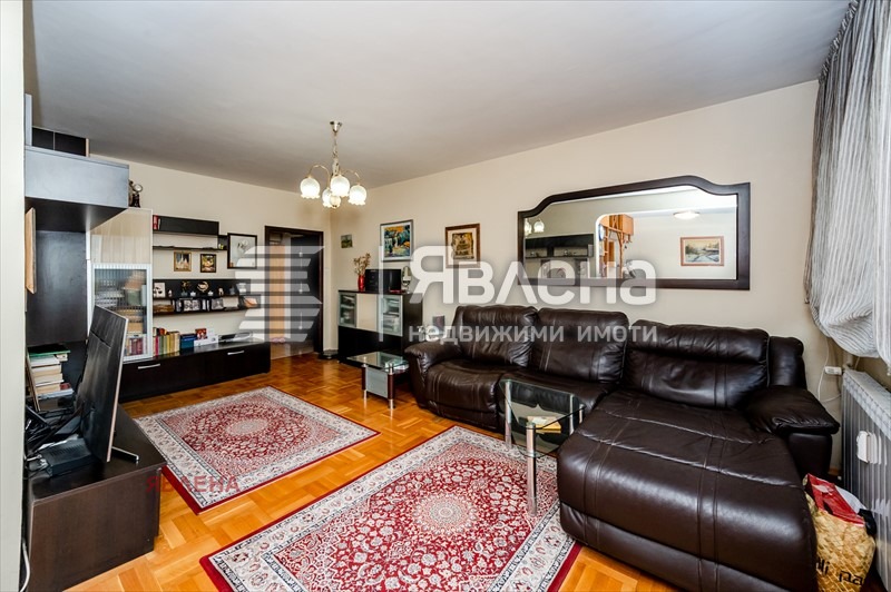 De vânzare  2 dormitoare Sofia , Mladost 4 , 100 mp | 97503818