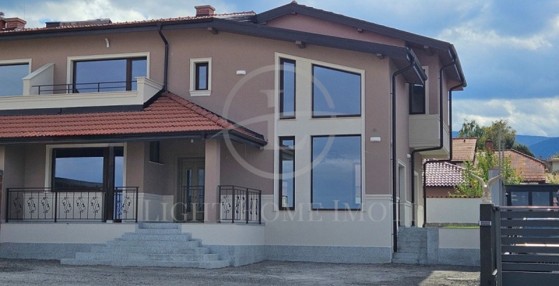 Продава КЪЩА, с. Белащица, област Пловдив, снимка 12 - Къщи - 52387487