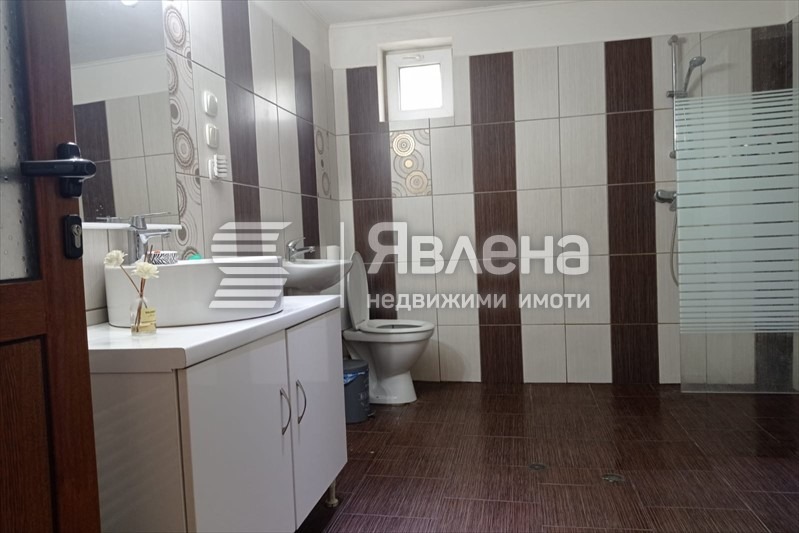 Продава  Пром. помещение област Пловдив , с. Крумово , 1170 кв.м | 85371896 - изображение [10]