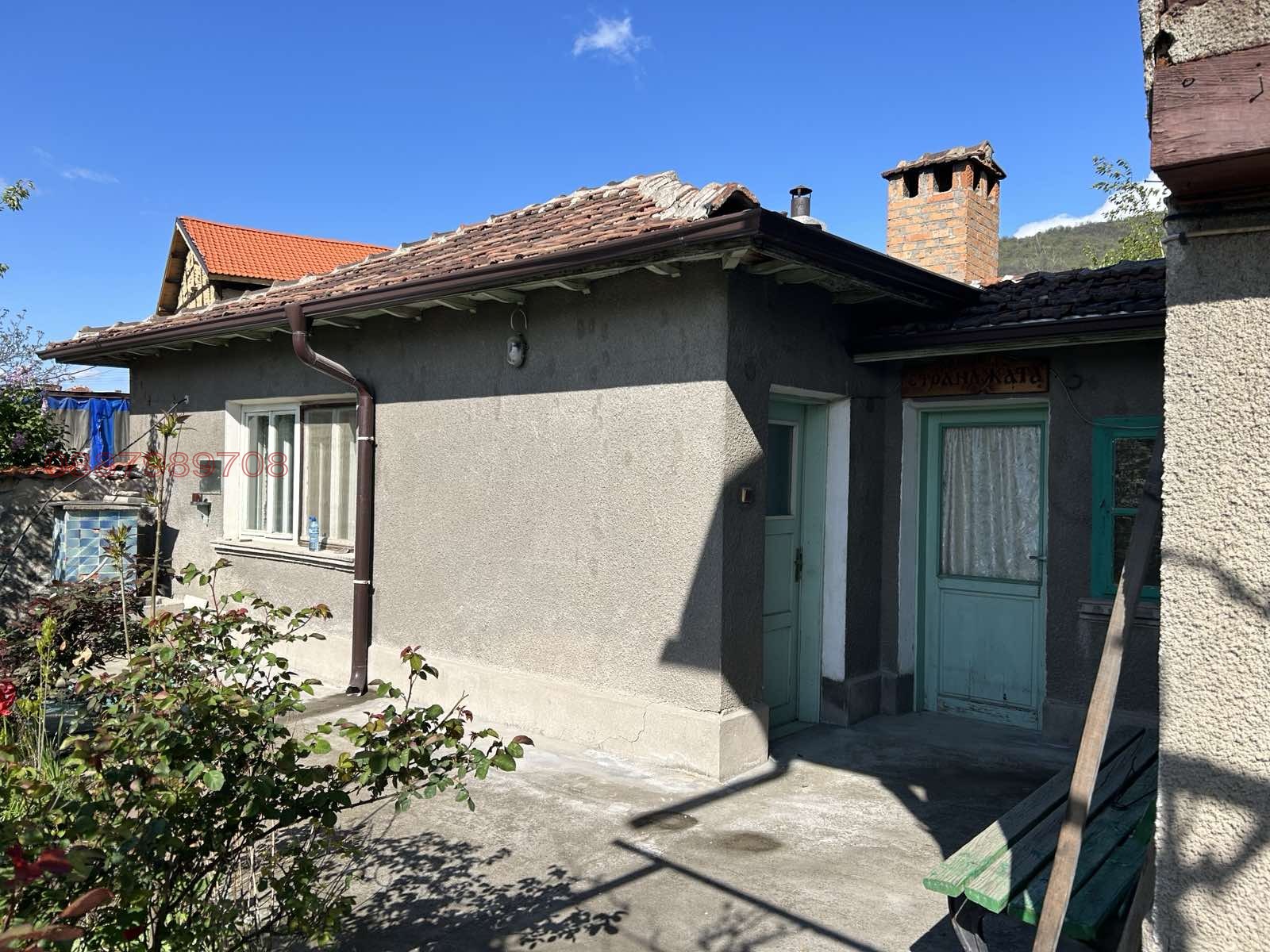 Продава КЪЩА, с. Челопеч, област София област, снимка 10 - Къщи - 54482397