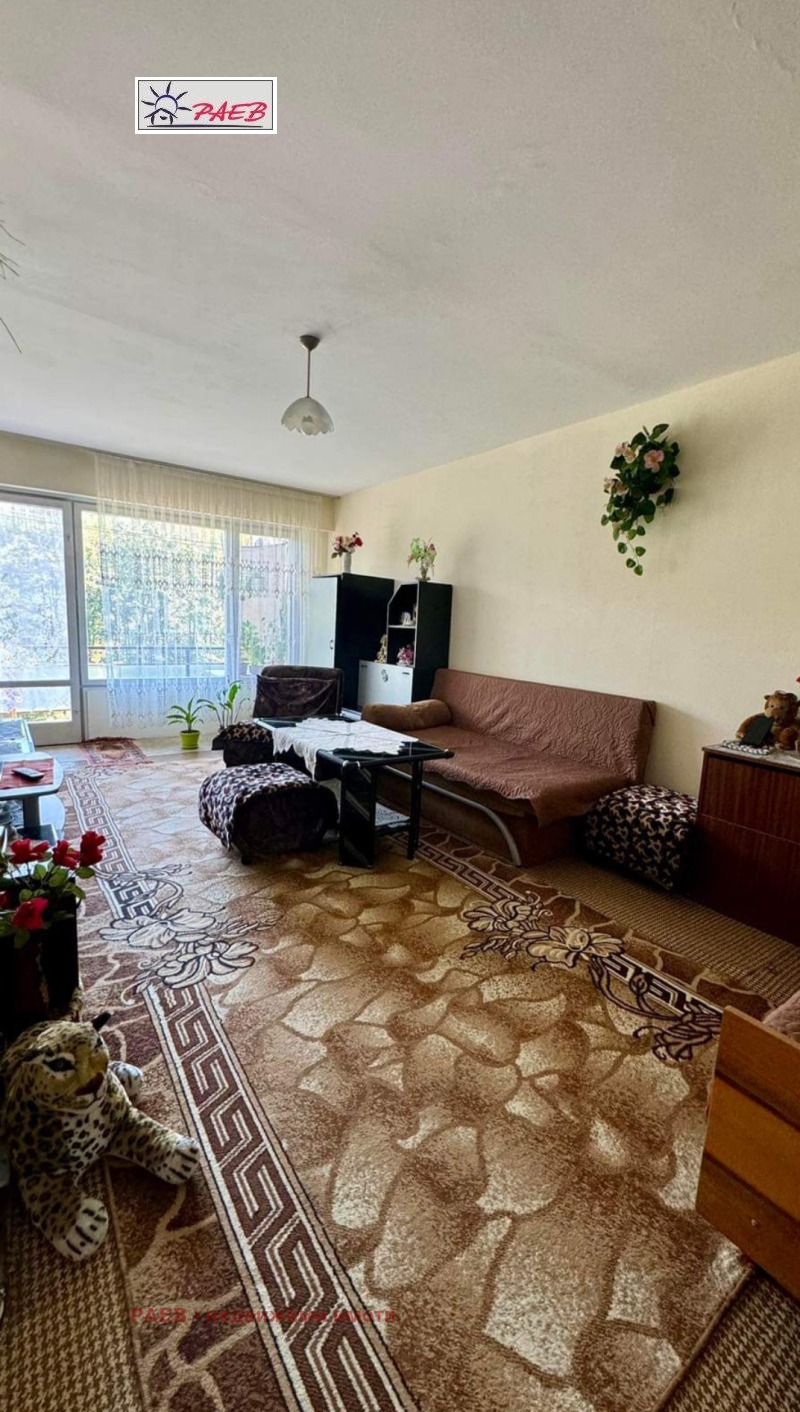 Продаја  1 спаваћа соба Русе , Здравец Изток , 63 м2 | 66062019 - слика [2]