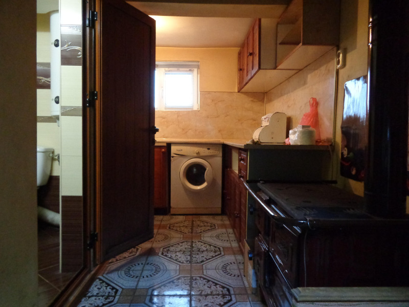 Продава КЪЩА, с. Бистренци, област Русе, снимка 6 - Къщи - 52779805