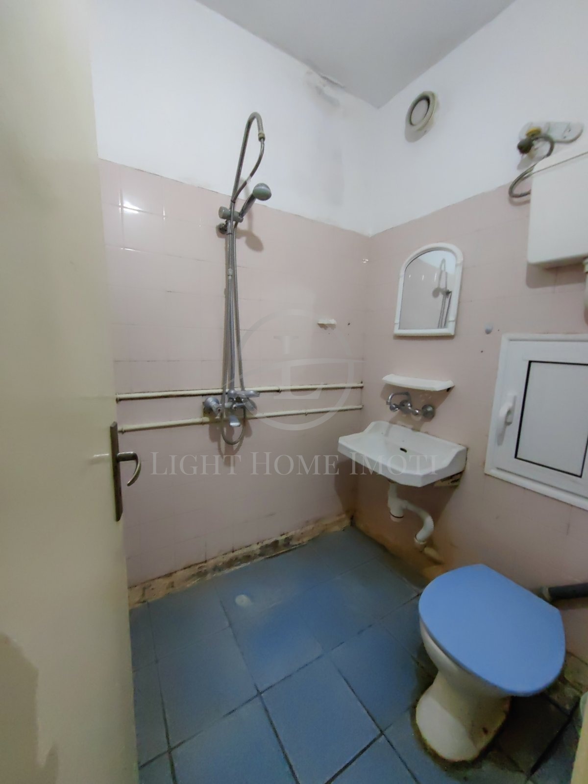 Продава 2-СТАЕН, гр. Пловдив, Кючук Париж, снимка 6 - Апартаменти - 54129725