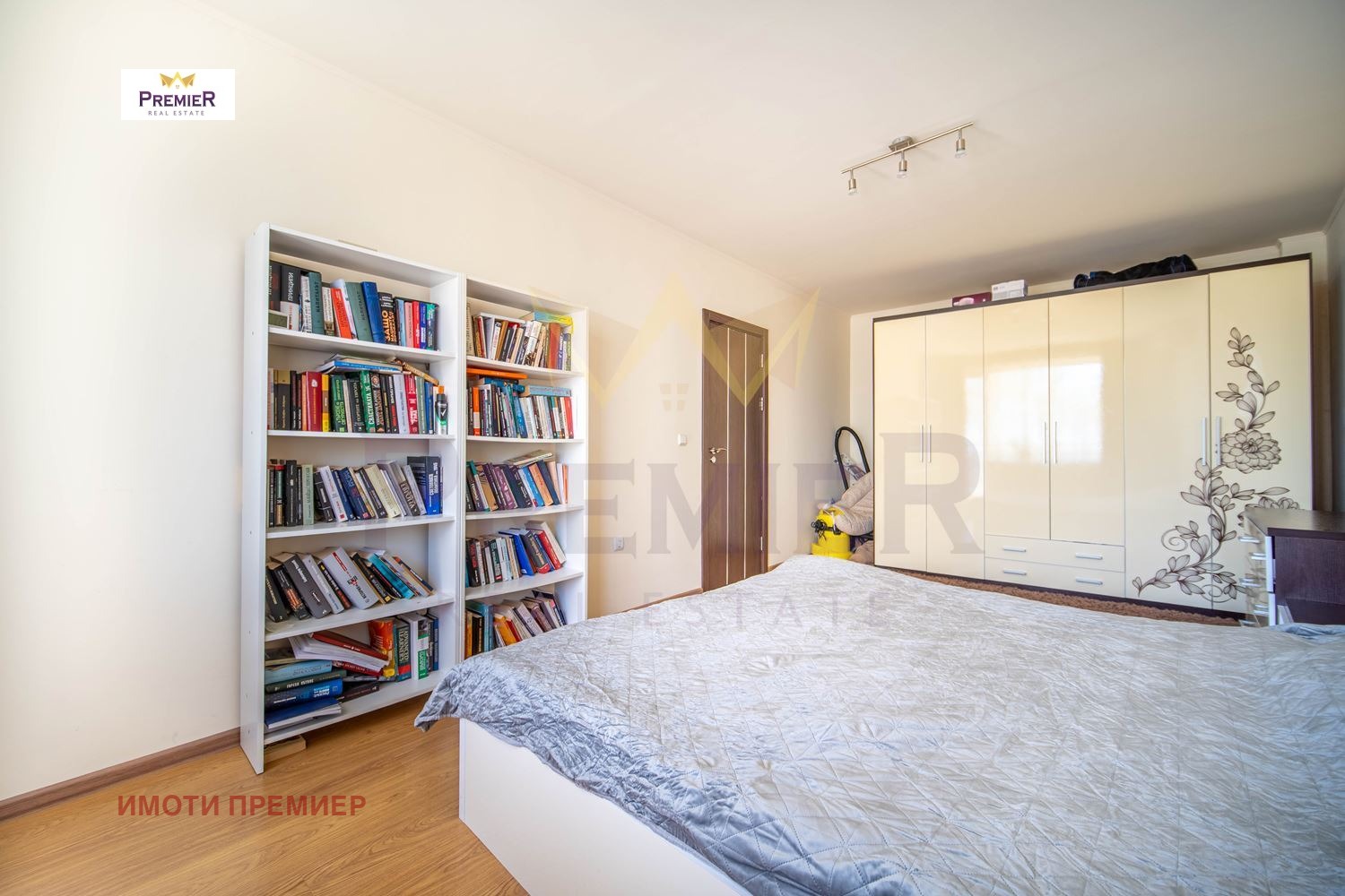 Продава 3-СТАЕН, гр. Варна, Бриз, снимка 7 - Апартаменти - 54747856