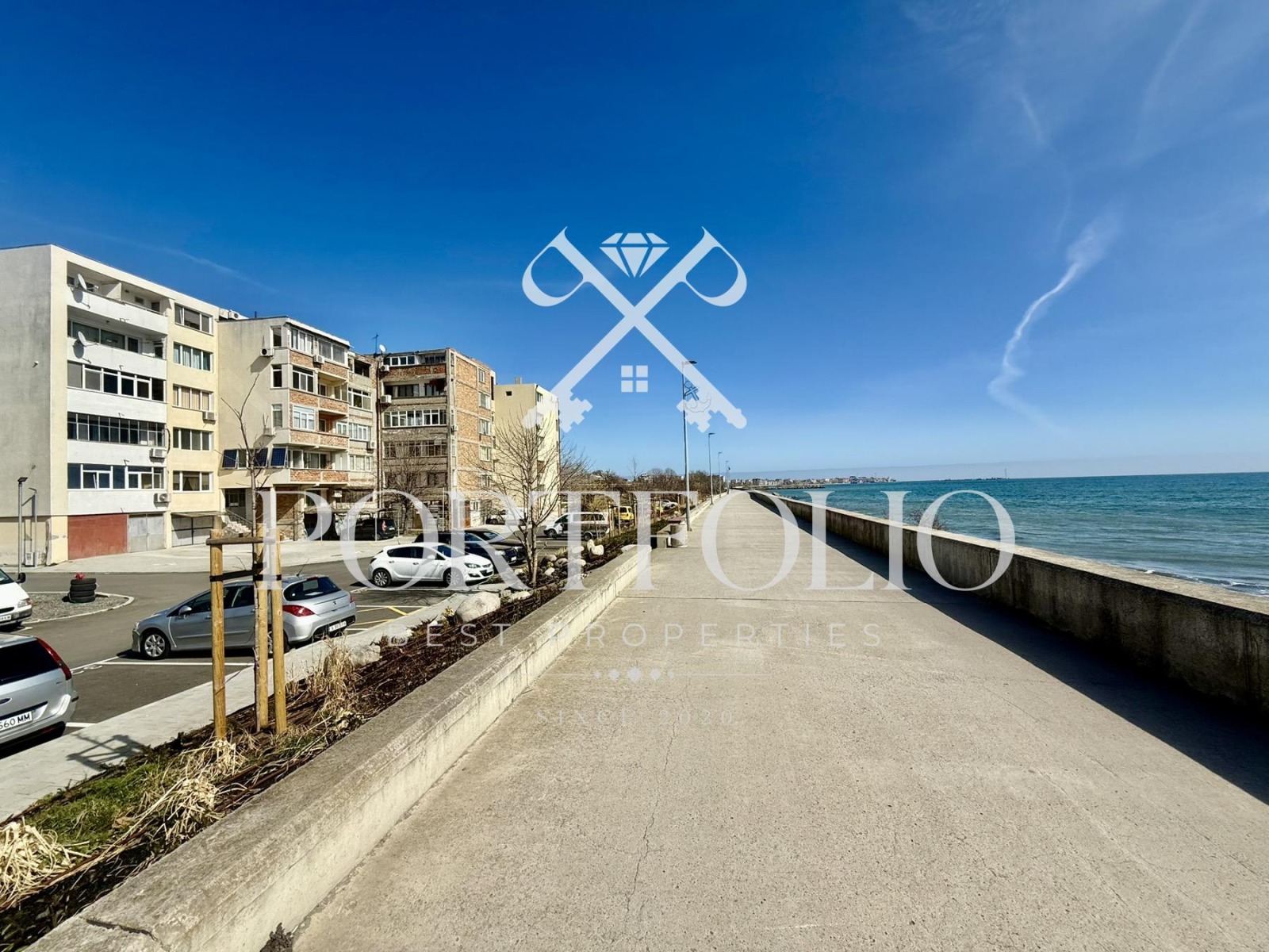 Продава МНОГОСТАЕН, гр. Поморие, област Бургас