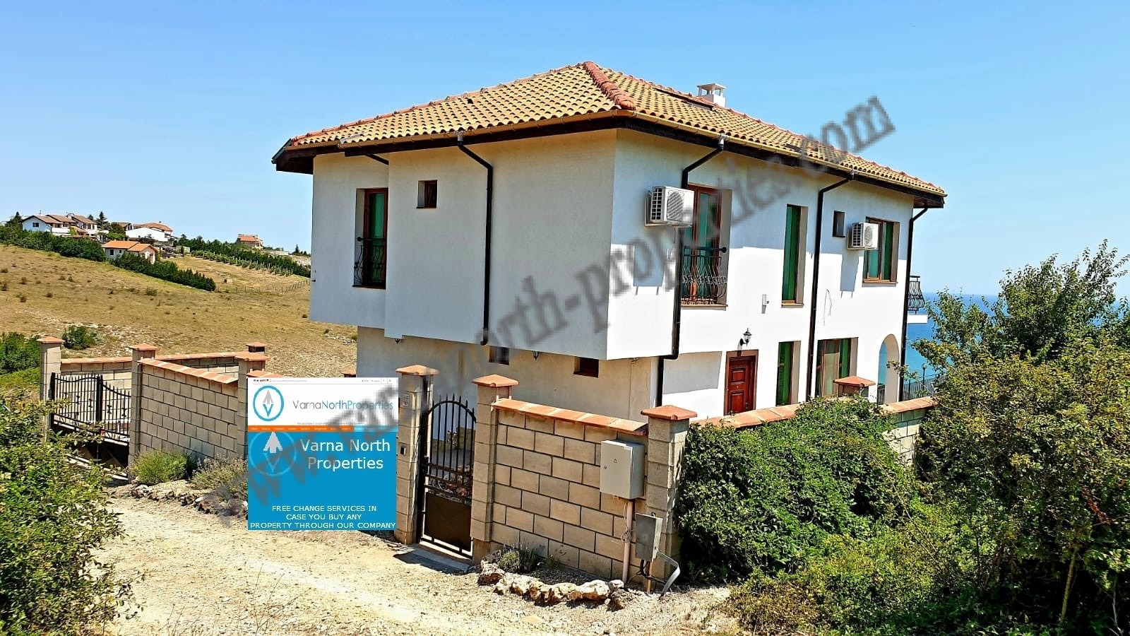 Продава КЪЩА, с. Топола, област Добрич, снимка 2 - Къщи - 52941417