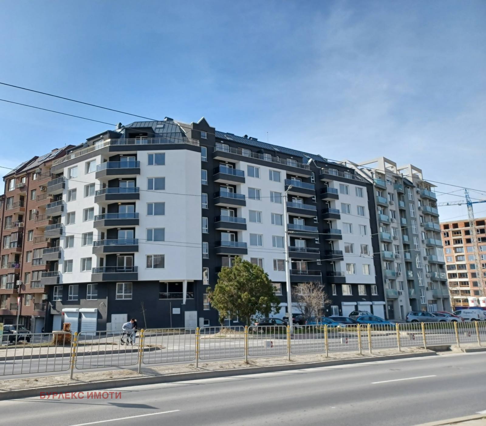Продава ГАРАЖ, ПАРКОМЯСТО, гр. Варна, Възраждане 2