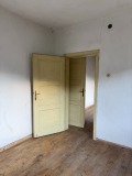 Продава КЪЩА, с. Момчиловци, област Смолян, снимка 7