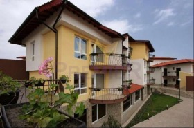 Продажба на имоти в с. Рогачево, област Добрич - изображение 6 